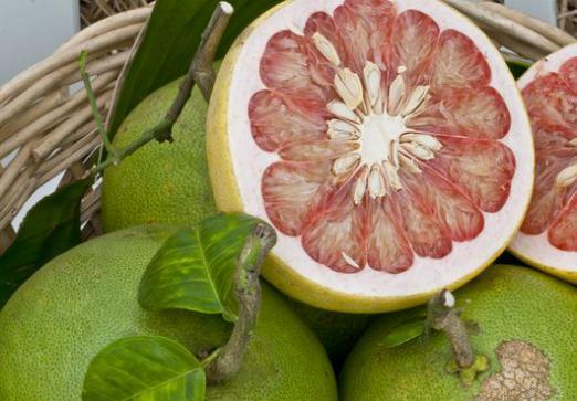 Pomelo: hva slags frukt?