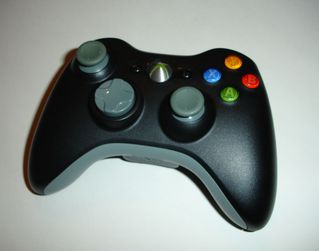 Slik kobler du en gamepad til Xbox 360?