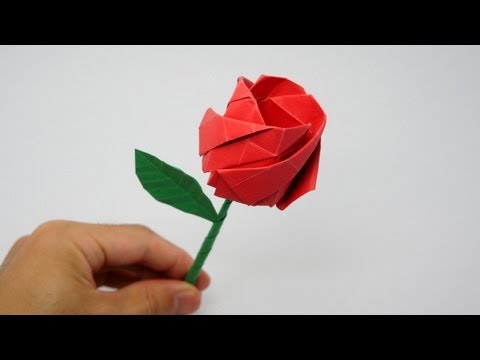 Hvordan lage en origami rose?